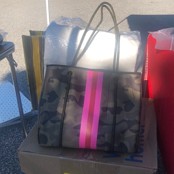 Handbags - Camo Neoprene Tote